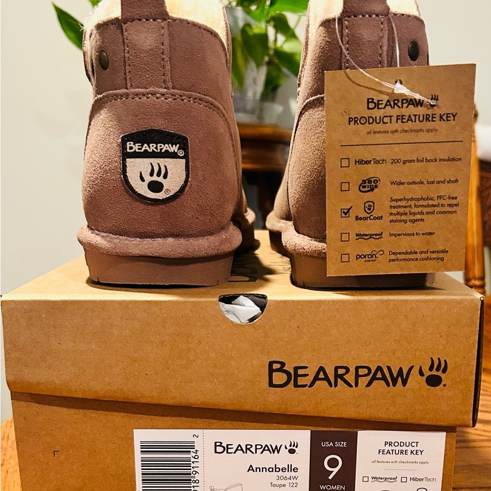 Bearpaw Brown Boots